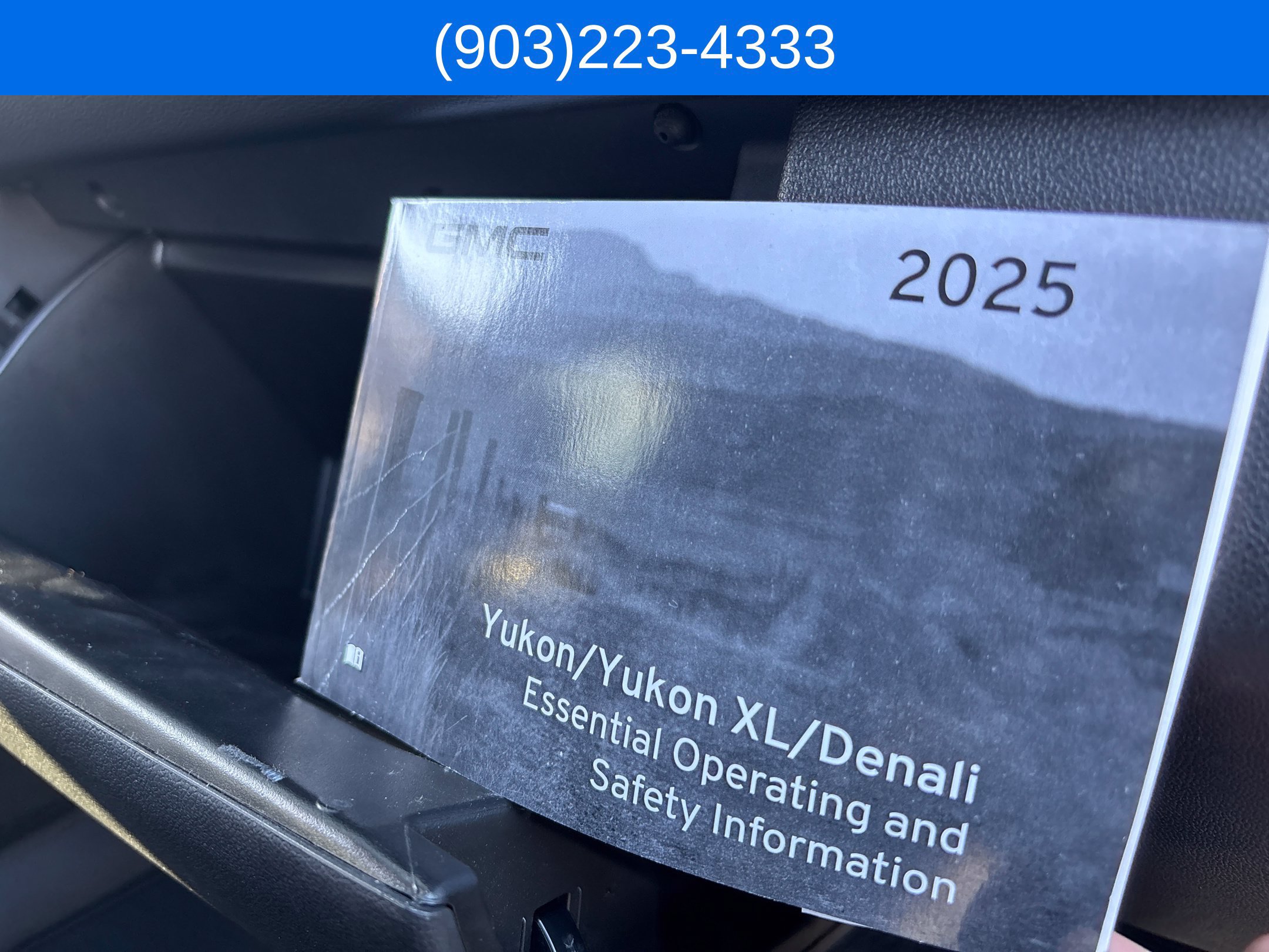 Used 2025 GMC Yukon Denali AWD/4WD image 55