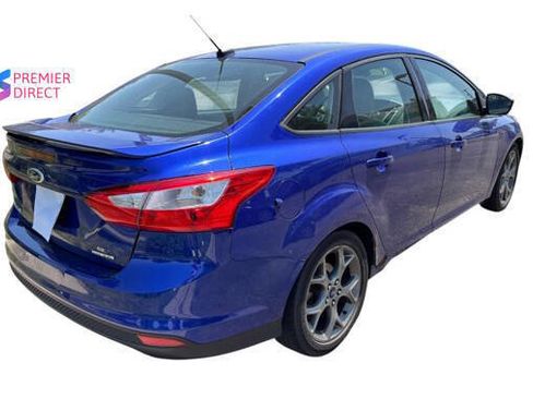 Used 2014 Ford Focus SE w/ Equipment Group 201A FWD image 5