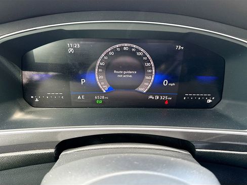 Used 2024 Volkswagen Tiguan Wolfsburg Edition FWD image 40