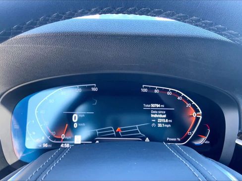 Used 2022 BMW 540i w/ Premium Package image 23