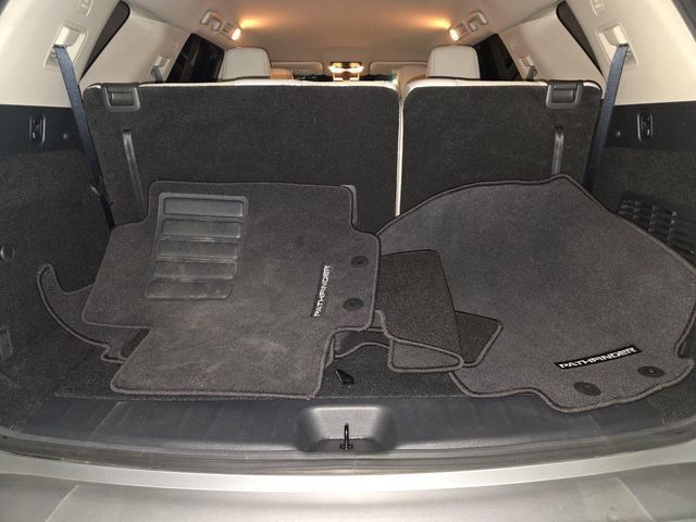 Certified 2025 Nissan Pathfinder SL FWD image 6