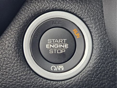 Used 2020 RAM 1500 Lone Star RWD image 19