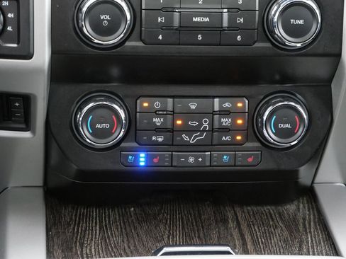 Used 2021 Ford F250 Lariat AWD/4WD image 18