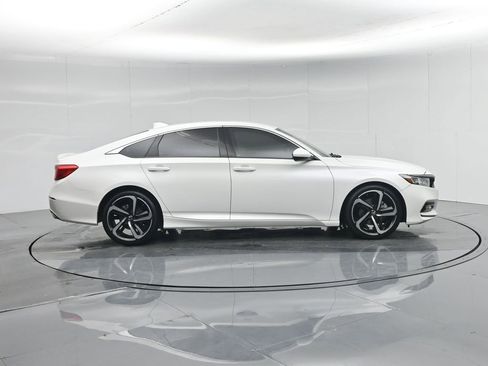 Used 2020 Honda Accord Sport image 30