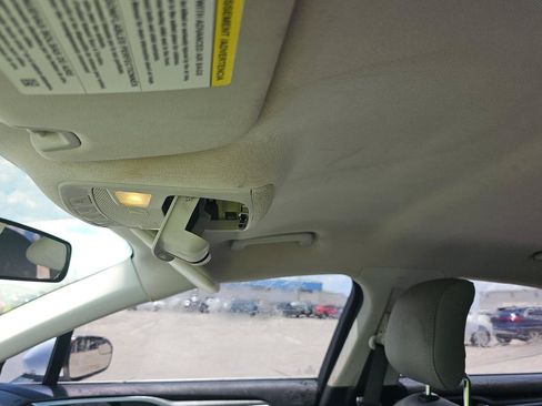 Used 2014 Ford Fusion S FWD image 11