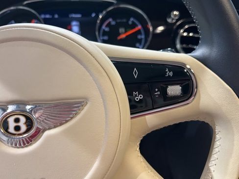 Used 2019 Bentley Mulsanne image 43