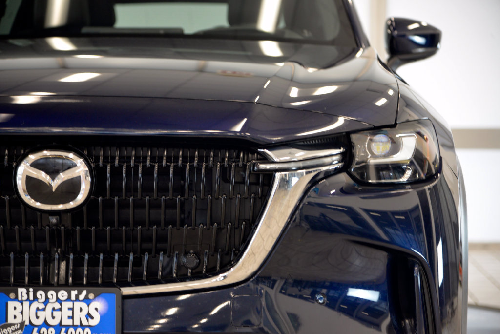 Certified 2024 MAZDA CX-90 Plug-In Hybrid w/ Premium Plus AWD/4WD image 11