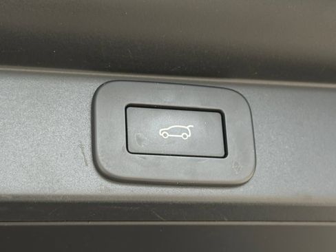 Used 2023 Land Rover Range Rover SE AWD/4WD image 41