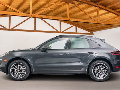 Used 2018 Porsche Macan S image 2