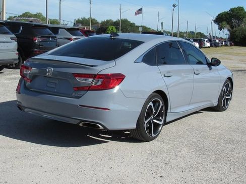Used 2022 Honda Accord Sport Special Edition image 3