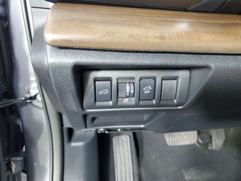 Used 2025 Subaru Outback Touring w/ Tech Package 2 AWD/4WD image 27