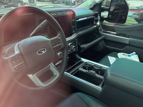 Used 2024 Ford F250 Lariat w/ Lariat Ultimate Package AWD/4WD image 5