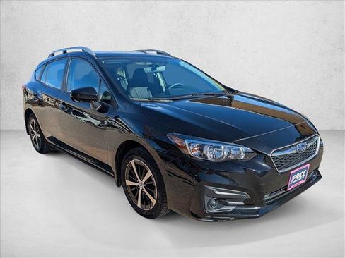 Used 2019 Subaru Impreza 2.0i Premium image 3