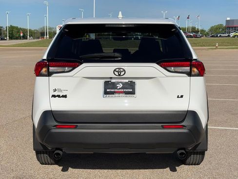 Used 2025 Toyota RAV4 LE image 6