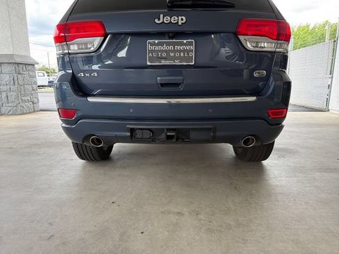 Used 2019 Jeep Grand Cherokee Overland AWD/4WD image 28