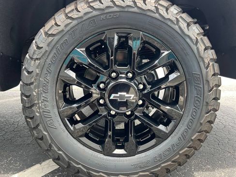New 2026 Chevrolet Silverado 2500 LTZ w/ LTZ Plus Package AWD/4WD image 26