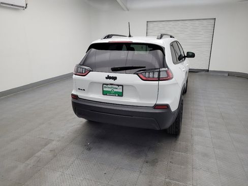 Used 2023 Jeep Cherokee Altitude Lux image 7