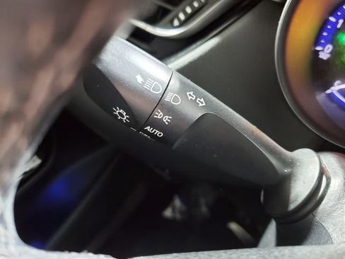 Certified 2019 Toyota C-HR Limited image 15