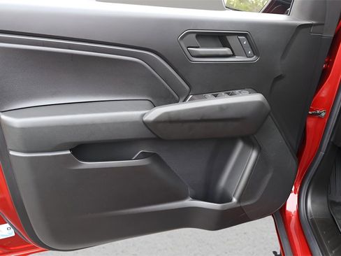 Used 2024 Chevrolet Colorado Trail Boss w/ Technology Package image 23