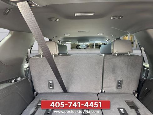 Used 2024 Chevrolet Tahoe RST AWD/4WD image 30
