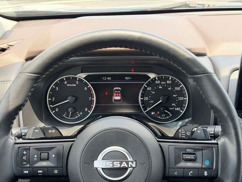 Used 2023 Nissan Rogue SL w/ SL Premium Package FWD image 34