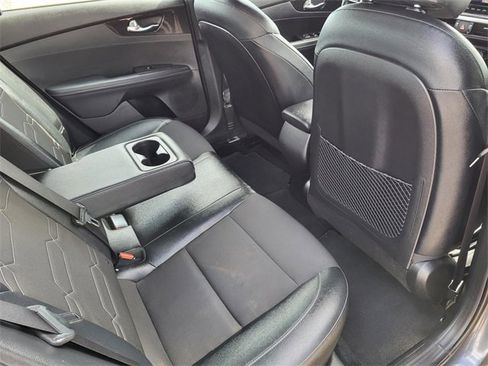 Used 2023 Kia Forte GT-Line w/ GT-Line Technology Package image 23