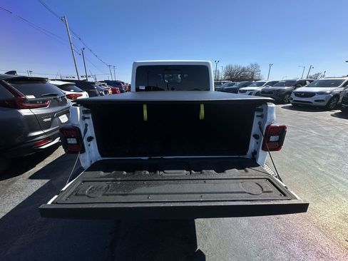 Used 2021 Jeep Gladiator Overland w/ Popular Equipment Package image 24