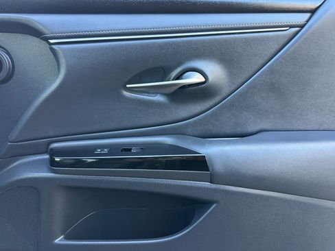 Used 2023 Lexus ES 350 w/ Premium Package image 19