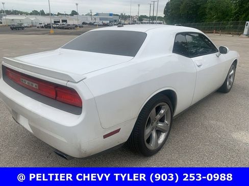 Used 2013 Dodge Challenger R/T w/ Electronics Convenience Group image 9