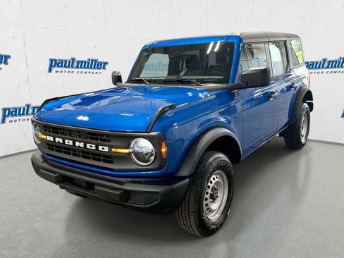 Used 2025 Ford Bronco 4-Door image 1