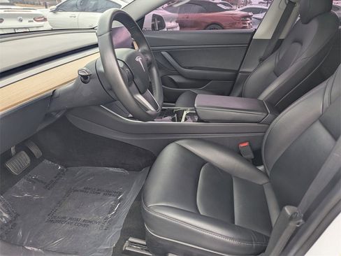 Used 2019 Tesla Model 3 Standard Range Plus image 10