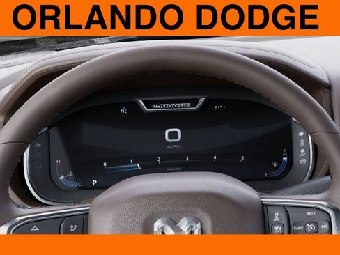 New 2025 RAM 2500 Laramie AWD/4WD image 17