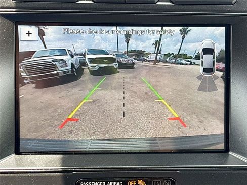 Used 2018 Ford Expedition XLT w/ Equipment Group 202A RWD image 13