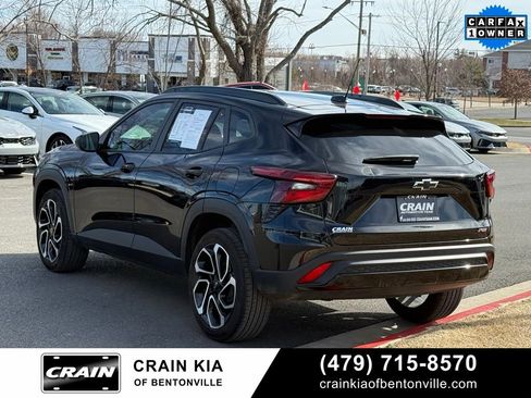 Used 2025 Chevrolet Trax RS image 5