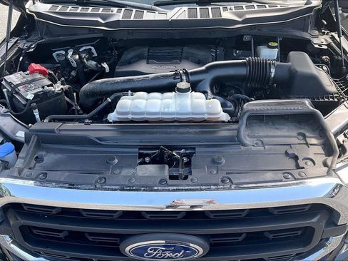Used 2023 Ford F150 XLT AWD/4WD image 10