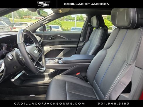 Certified 2024 Cadillac Lyriq Sport AWD/4WD image 8