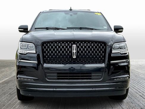 Used 2023 Lincoln Navigator Black Label image 2