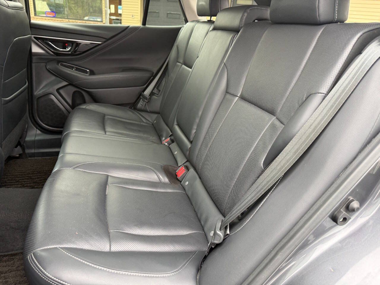 Used 2020 Subaru Outback Limited w/ Popular Package #2 AWD/4WD image 24