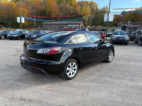 Used 2011 MAZDA MAZDA3 i Sport image 16
