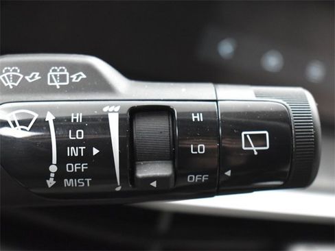 Certified 2024 Kia Sorento X-Line EX image 30