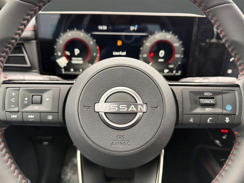 New 2026 Nissan Kicks SR w/ Cold Weather Package image 13