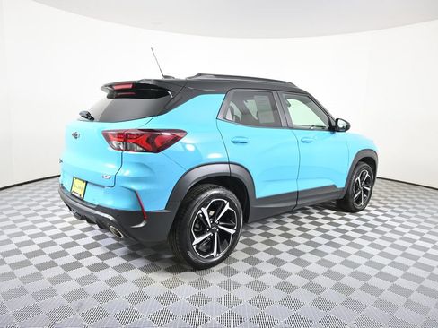 Used 2021 Chevrolet TrailBlazer RS w/ Sun and Liftgate Package image 6