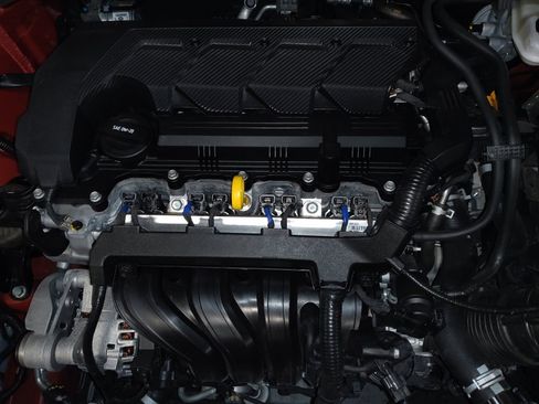 Used 2024 Hyundai Venue Limited FWD image 30