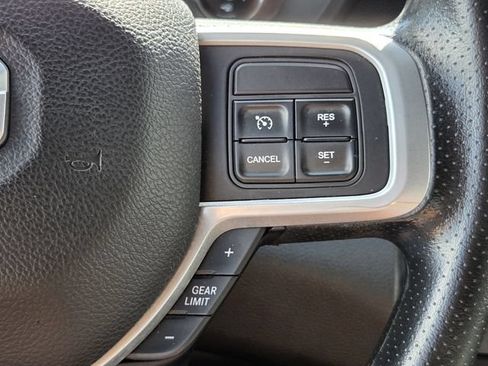 Used 2022 RAM 3500 Big Horn AWD/4WD image 21