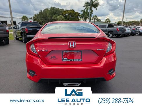 Used 2020 Honda Civic Sport image 4