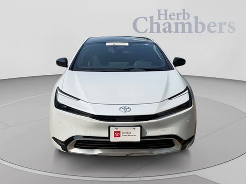 Used 2024 Toyota Prius Prime Premium w/ Advanced Technology Package FWD image 2