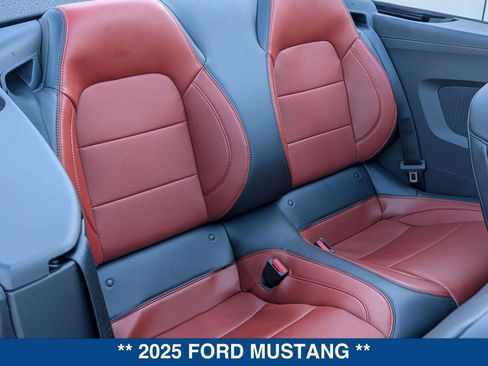 Used 2025 Ford Mustang Premium image 15