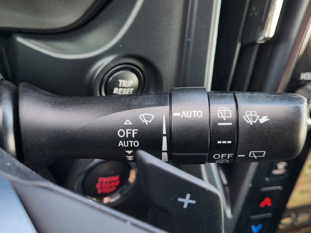 Used 2025 Subaru Forester Limited AWD/4WD image 35
