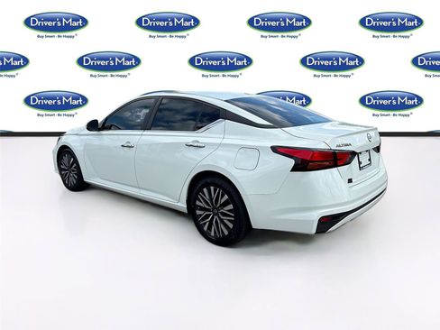 Used 2023 Nissan Altima 2.5 SV FWD image 5