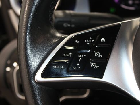 Used 2025 Mercedes-Benz CLA 250 image 30